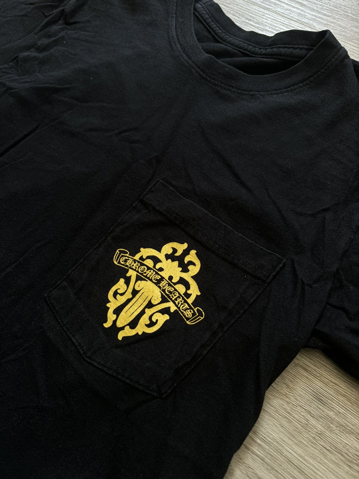 Chrome Hearts ꜱᴏʟᴅ Chrome Hearts Yellow Dagger T Shirt Size US S / EU 44-46 / 1 - 2 Thumbnail