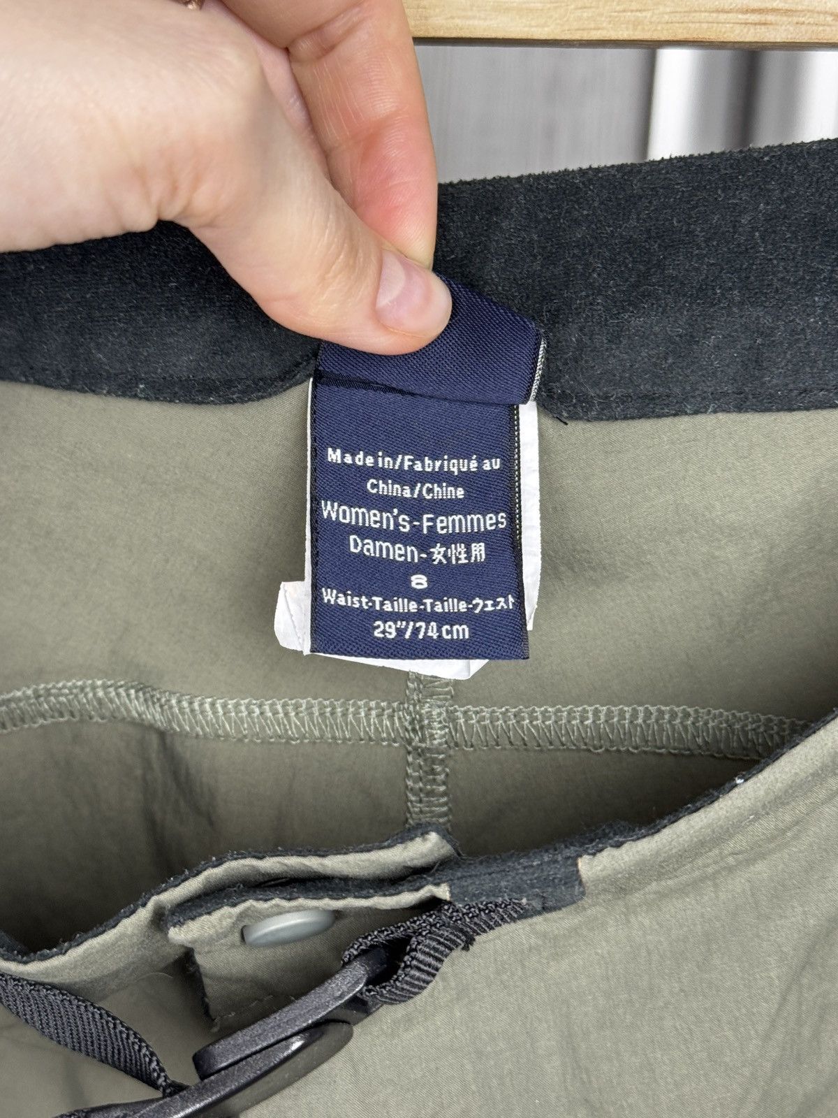 Arc'teryx Arc’teryx khaki green vintage 00s hiking women’s shorts 29 Size 29" - 11 Thumbnail