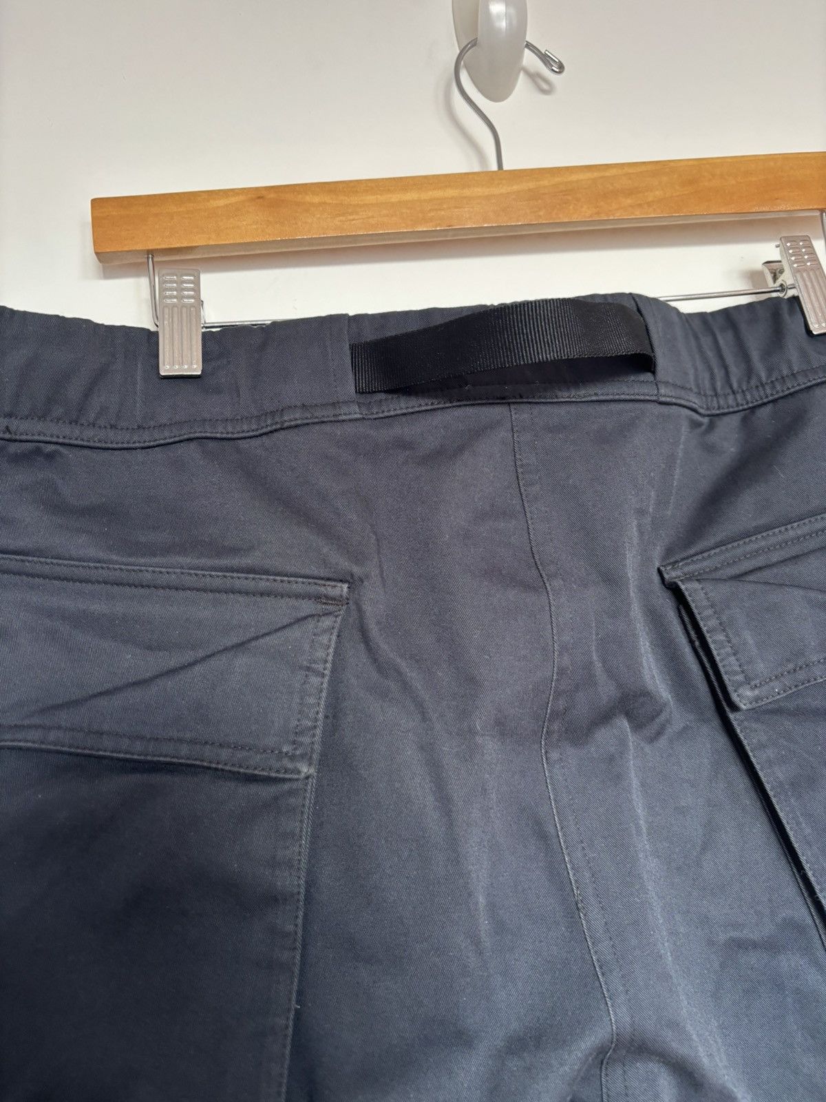 Nike ACG Nike ACG Cargo Cropped Pants Black Utility Tactical L SP1908 Size US 34 / EU 50 - 4 Thumbnail
