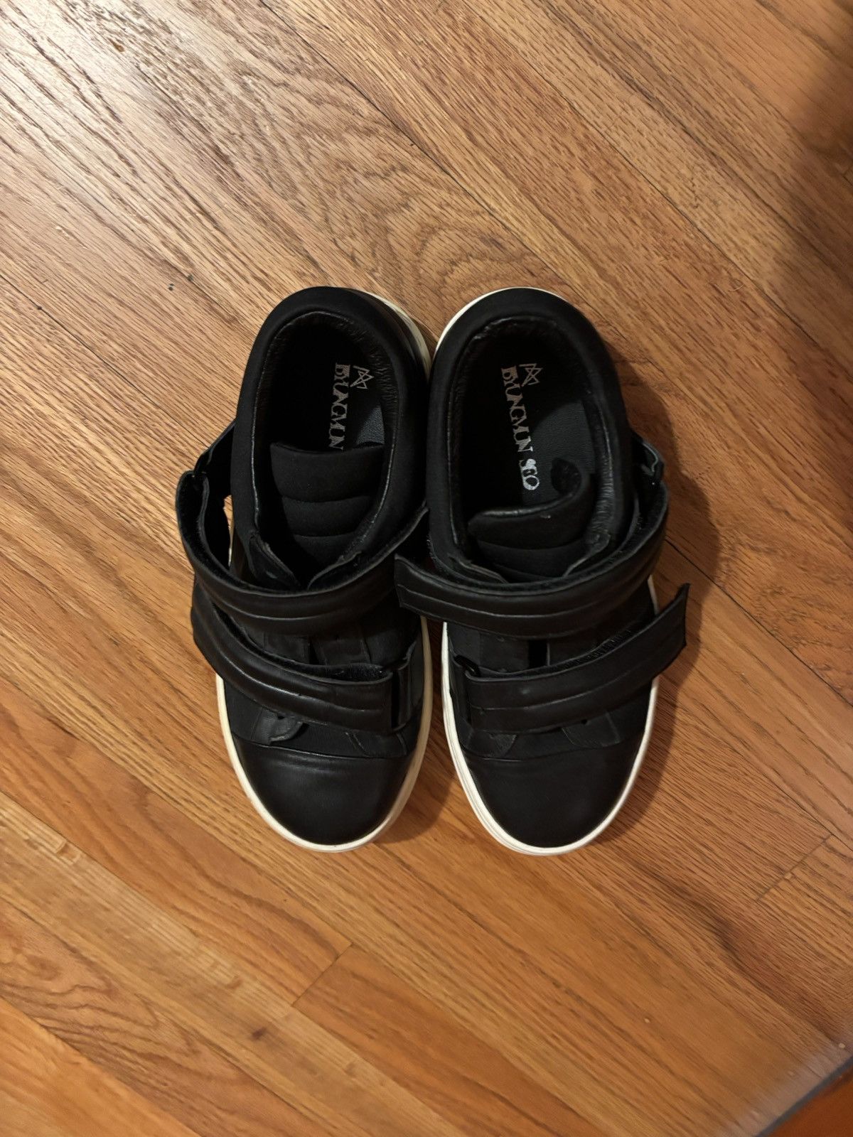 Other Men’s Sneakers Size US 9 / EU 42 - 2 Thumbnail