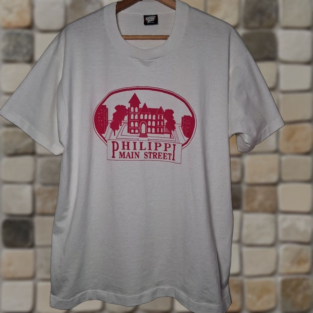 Vintage VINTAGE Screen Stars Best T-Shirt Main Street Phillipi West Virginia Pink Courthouse XL Adults Mens Shirt White Graphic Tourists WV 1960s-70s Size US XL / EU 56 / 4 - 1 Thumbnail
