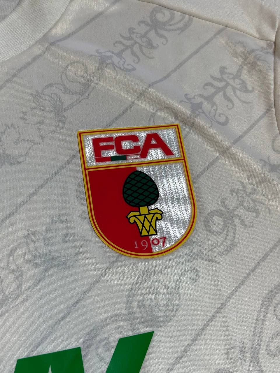 Mizuno Mizuno Augsburg season 24/25 soccer away jersey home bundes Size US M / EU 48-50 / 2 - 6 Thumbnail