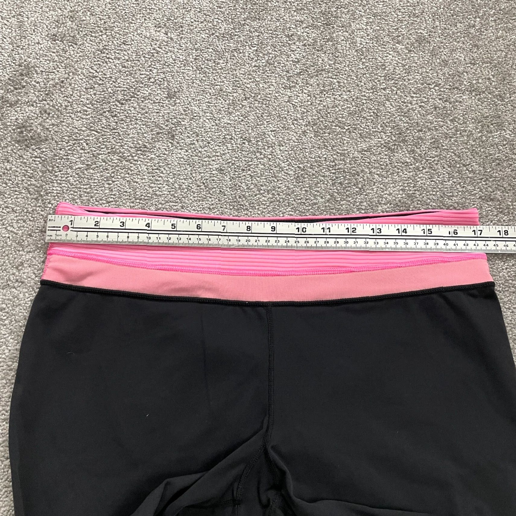 Vintage Unbranded Black Cropped Capri Pants Women's L Athletic 34x22 Easy Care Lightweight Stretch Full-Body Comfort pants Size 36" / US 14 / IT 50 - 5 Thumbnail