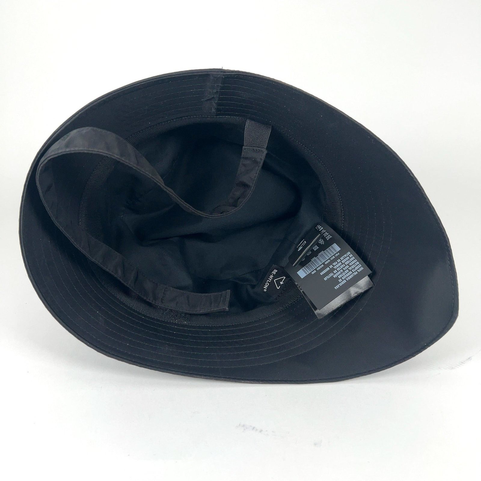 Prada Prada Pouch Re-Nylon Bucket Hat Size ONE SIZE - 5 Thumbnail