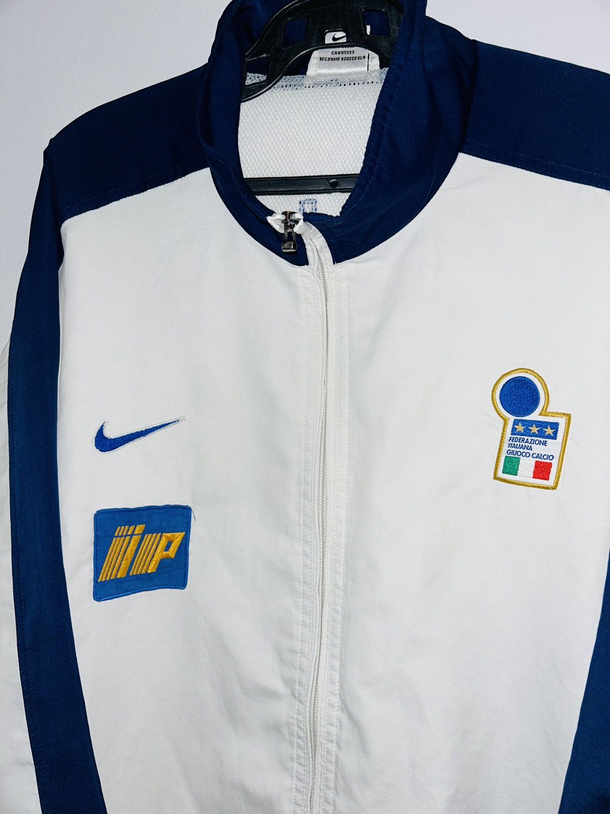 Vintage Vintage italia 1995 away jacket player spec Size US L / EU 52-54 / 3 - 3 Thumbnail