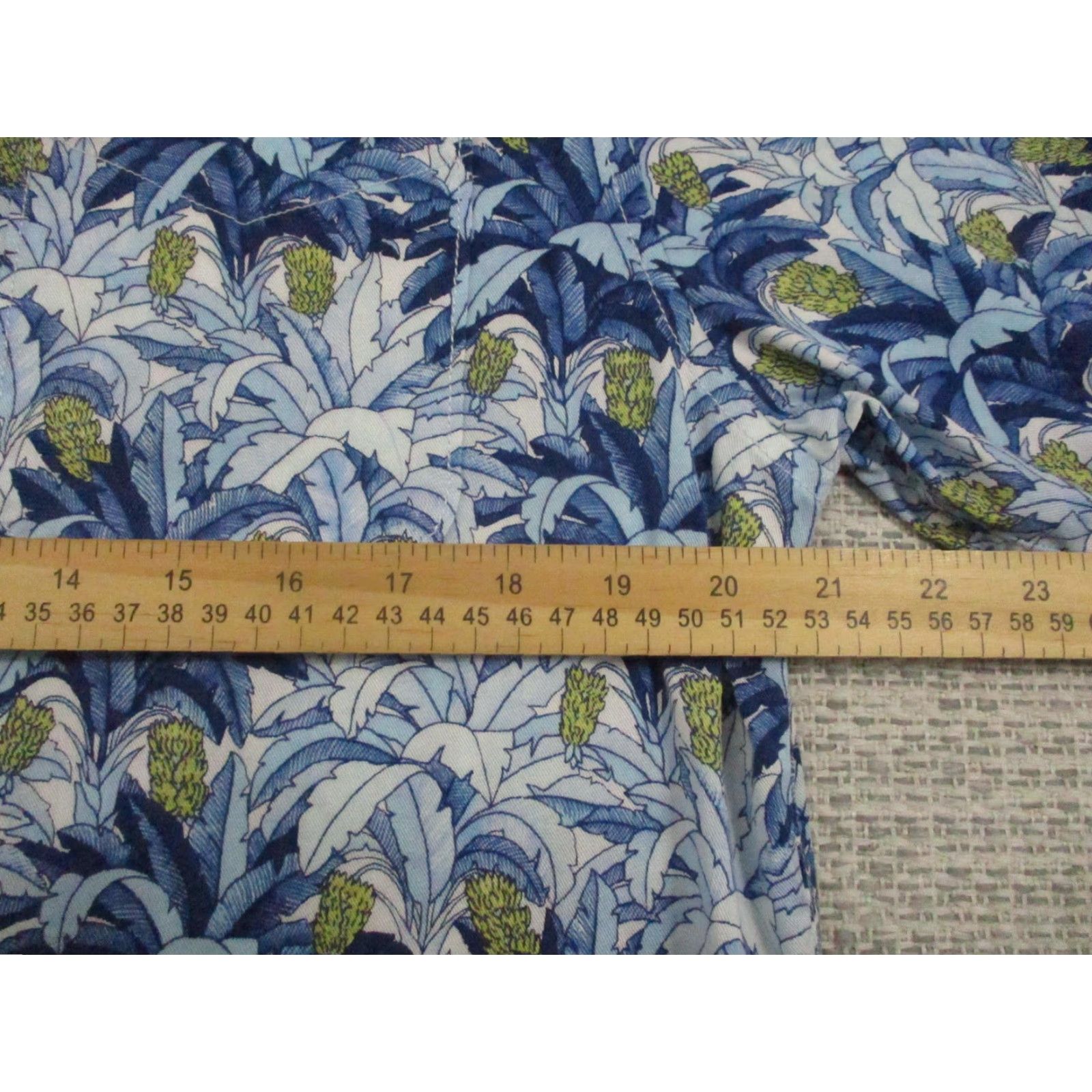 Tommy Bahama Tommy Bahama Shirt Mens Medium Blue Tropical Leaf Print Short Sleeve Button Up Shirt Size US M / EU 48-50 / 2 - 7 Thumbnail