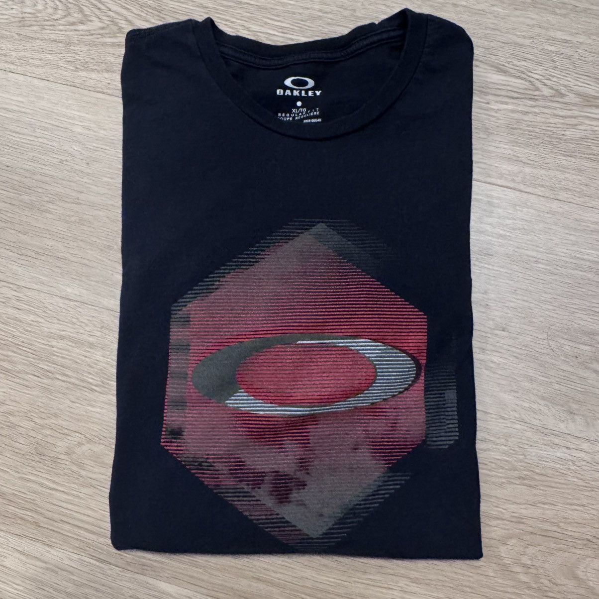 Oakley Center Logo T Shirt | Grailed