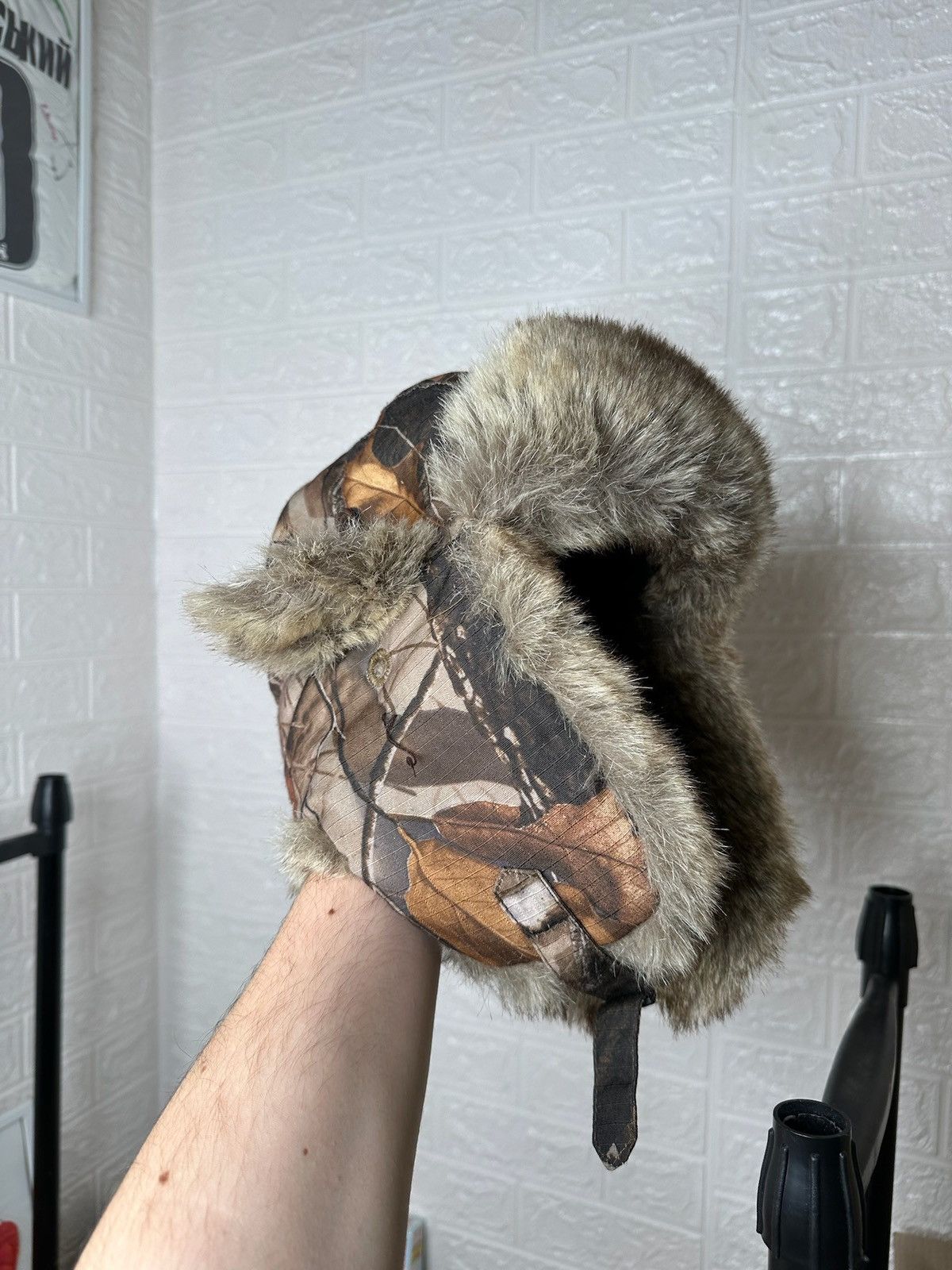 Mossy Oaks Mossy Camo Brown Faux Fur EarFlap Trapper Aviator Lined Size ONE SIZE - 1 Thumbnail