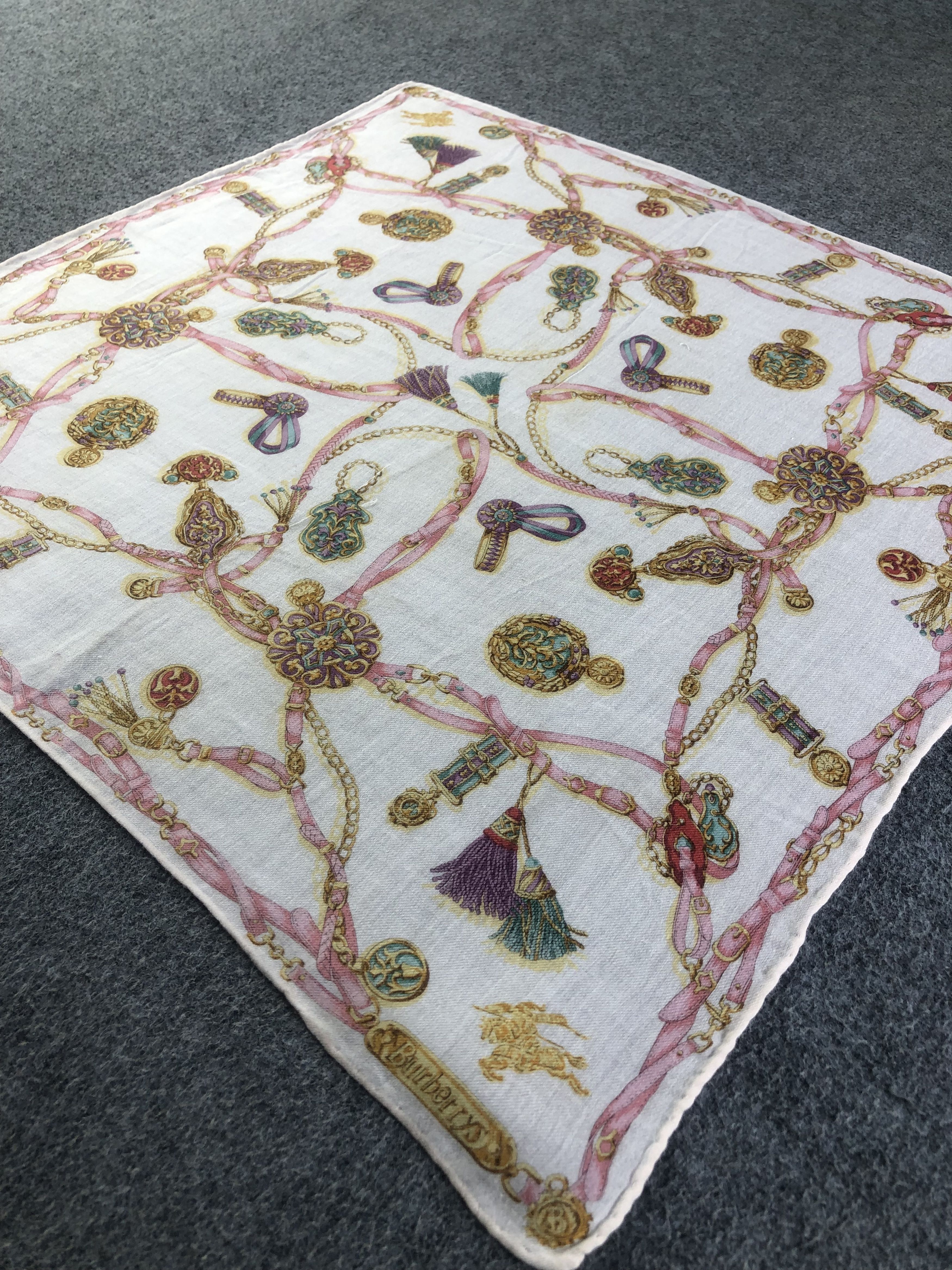 Burberry Burberrys Handkerchief / Bandana / Neckerchief Size ONE SIZE - 4 Thumbnail