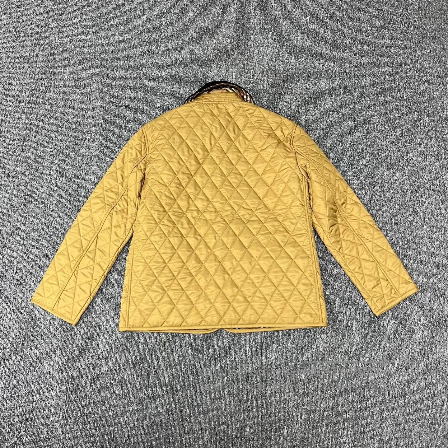 Burberry BURBERRY Raster quilting; Golden cotton jacket| Size S / US 4 / IT 40 - 2 Thumbnail