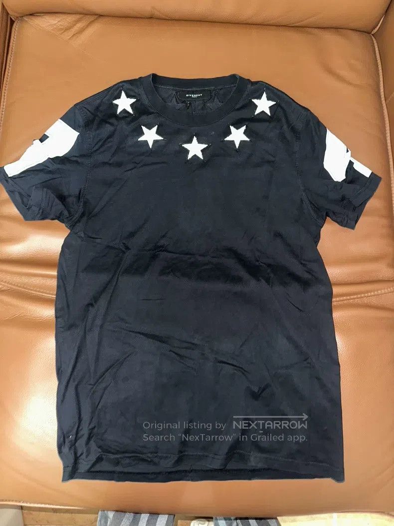 Givenchy Givenchy Black Five-Star Short Sleeve T-Shirt Size US S / EU 44-46 / 1 - 1 Thumbnail