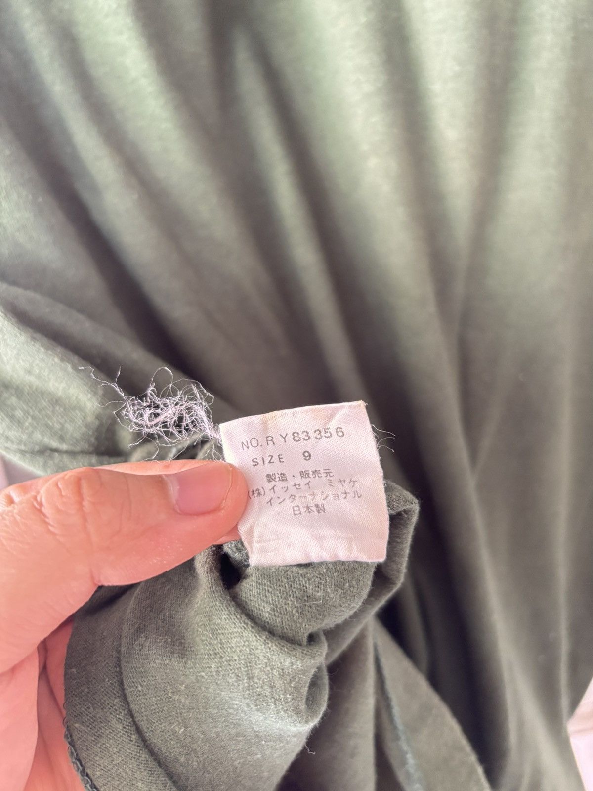 Issey Miyake Vintage Issey Miyake Longsleeve Hooded Size US M / EU 48-50 / 2 - 6 Thumbnail
