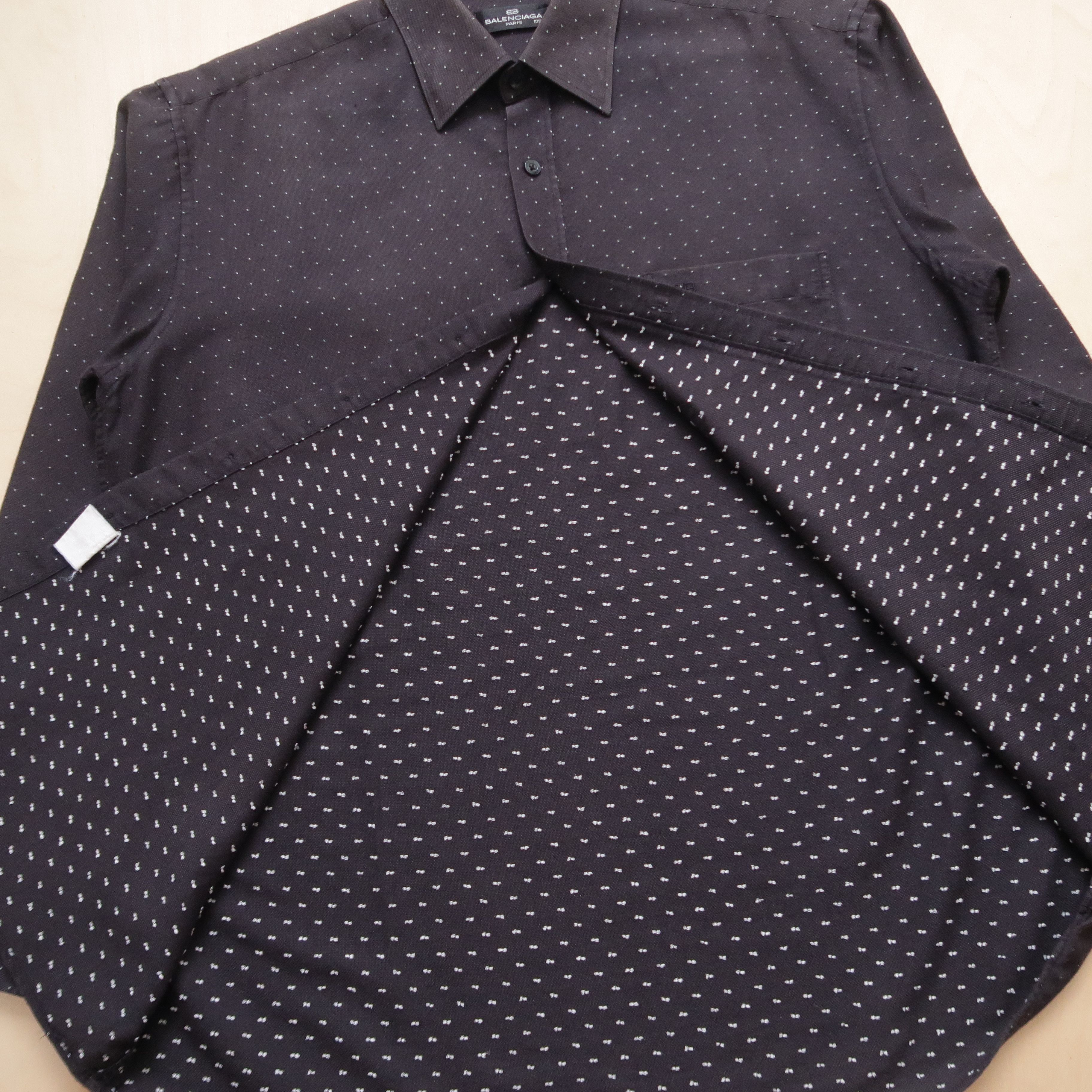 Balenciaga Vintage Balenciaga Psychedelic Dot Distressed Shirt Size US L / EU 52-54 / 3 - 10 Thumbnail