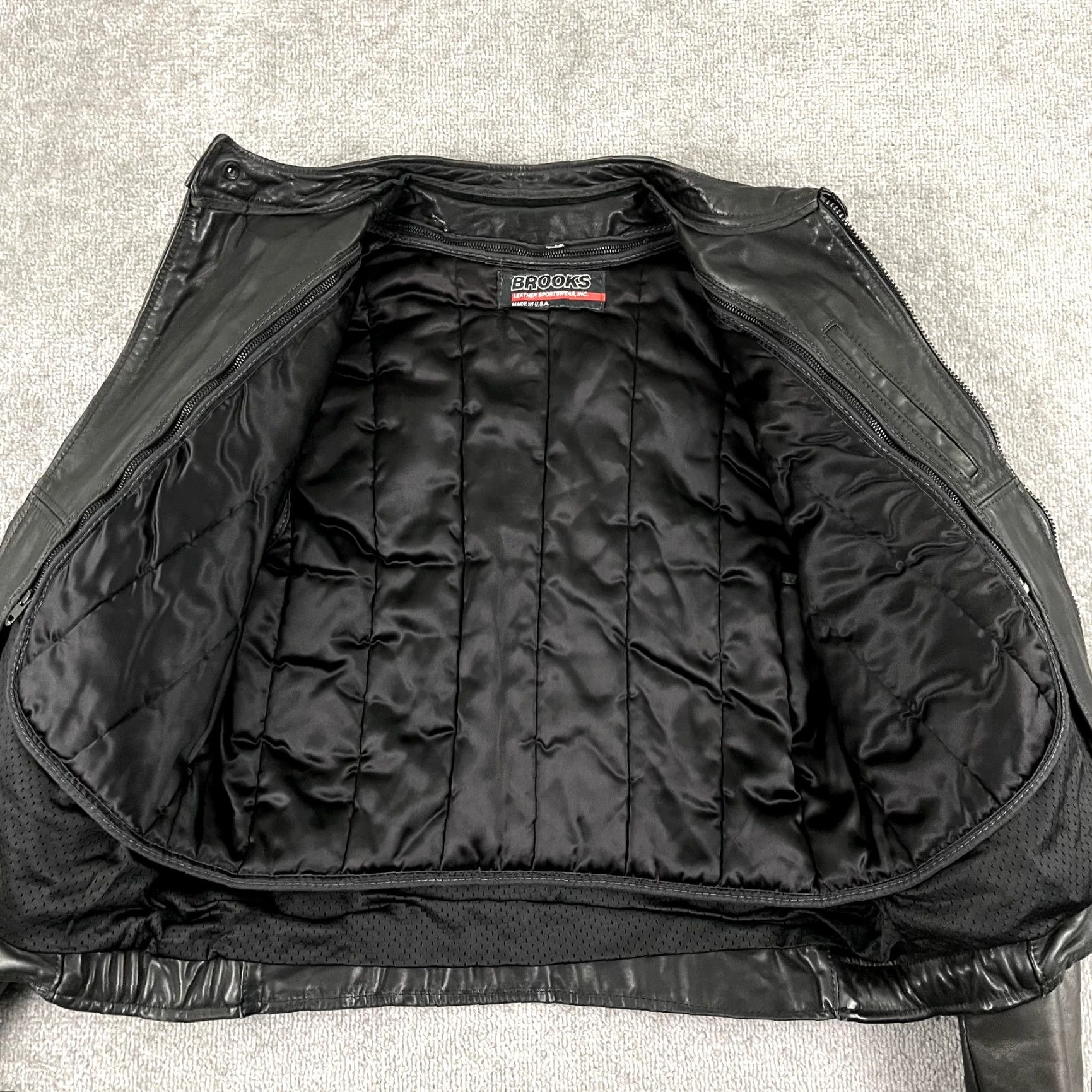 Brooks VINTAGE Brooks Jacket Men Size 44 Black Leather Motorcycle Biker Removable Lining Size US S / EU 44-46 / 1 - 3 Thumbnail