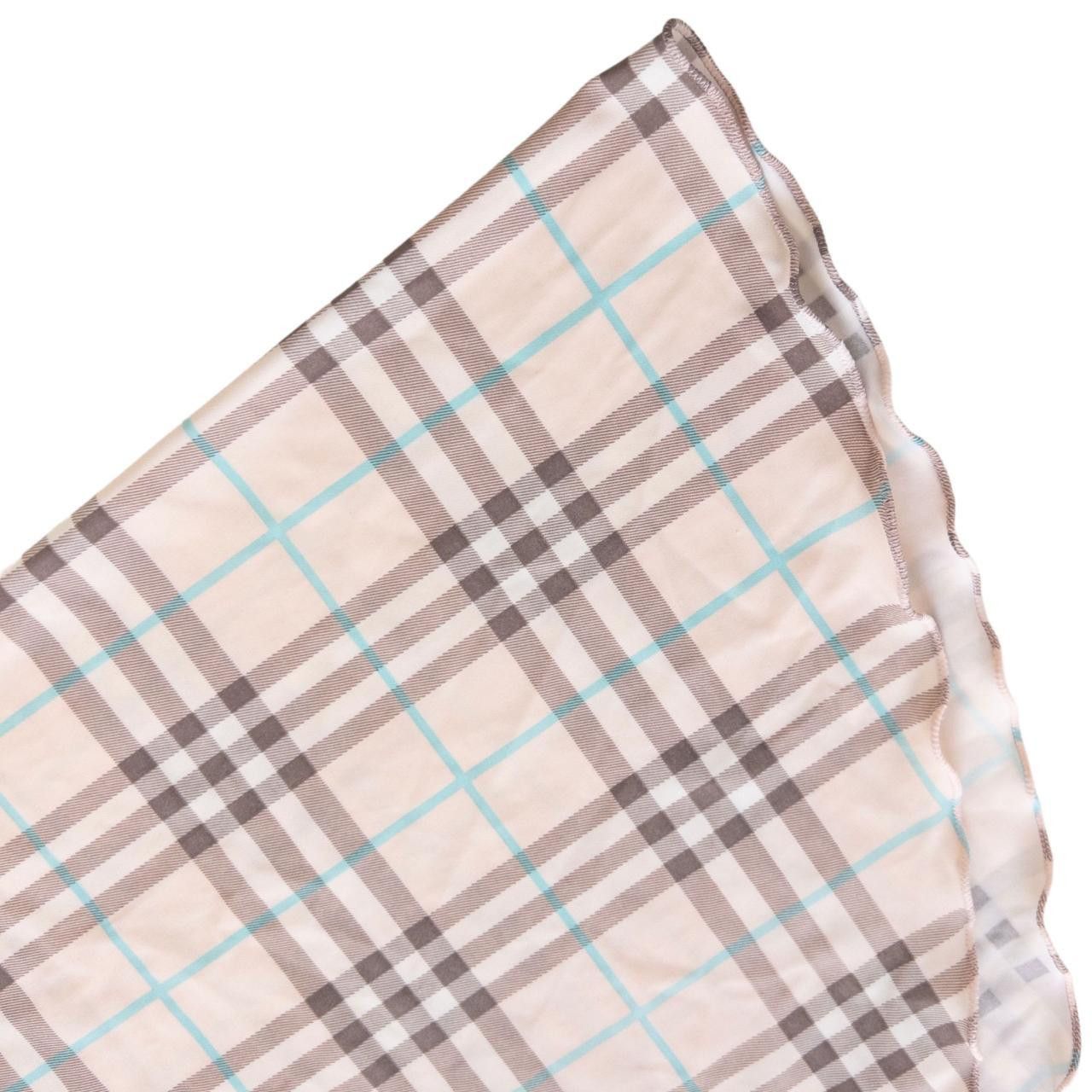 Burberry Vintage Burberry Swimming Scarf Wrap Size Xl Size ONE SIZE - 3 Thumbnail