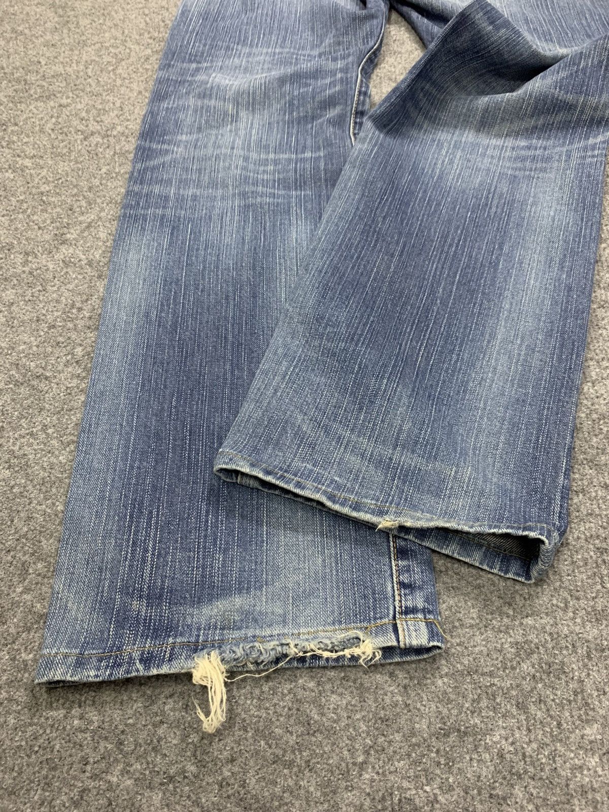 Edwin DISTRESSED EDWIN BORO DESIGN. Size US 30 / EU 46 - 6 Thumbnail