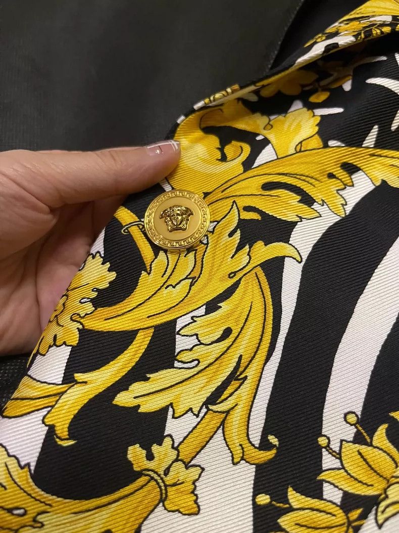 Versace Versace Mulberry silk three-dimensional tailoring blazer Size M / US 6-8 / IT 42-44 - 9 Thumbnail