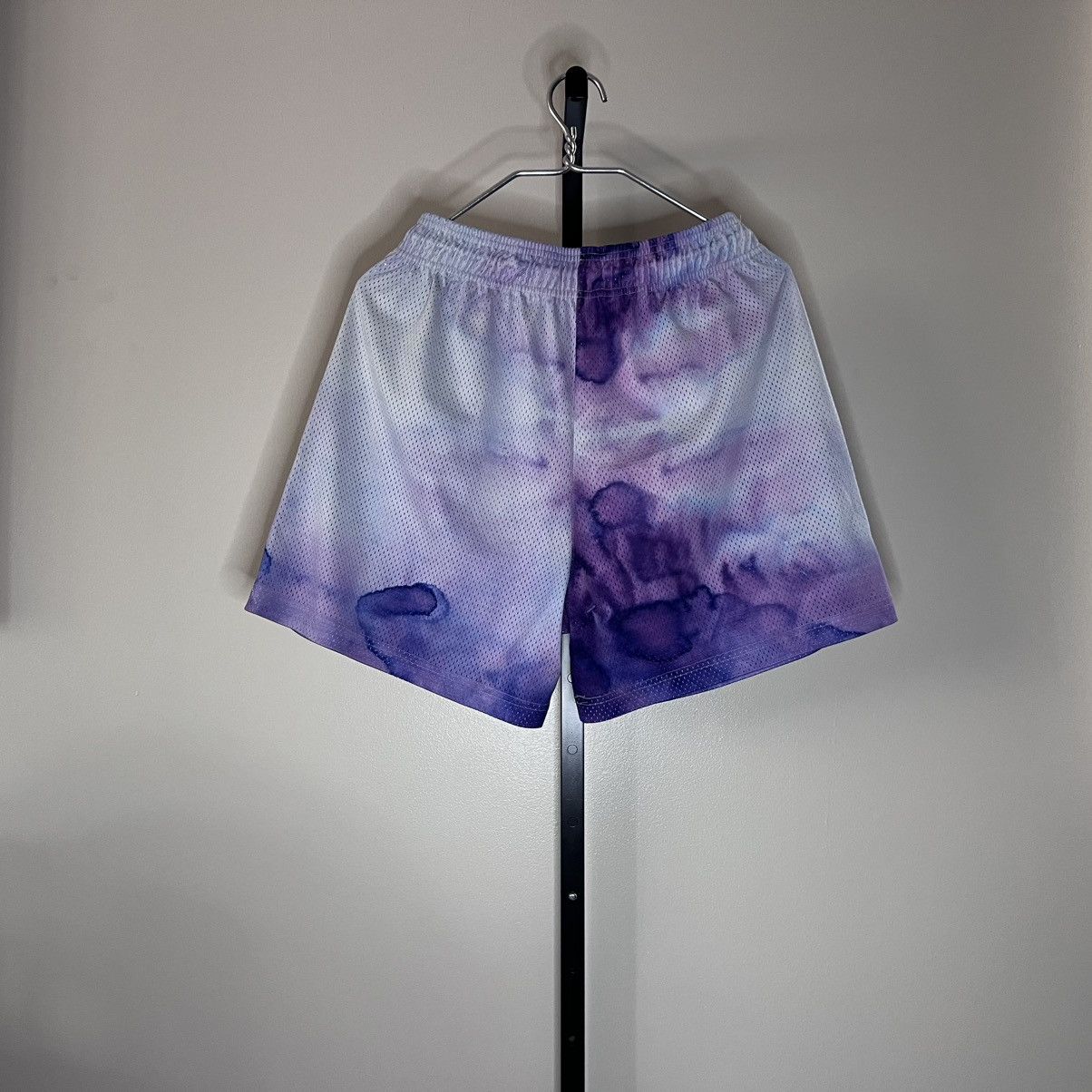Eric Emanuel ERIC EMANUEL SHORT PURPLE/BLUE TIE DYE Size US 34 / EU 50 - 2 Thumbnail