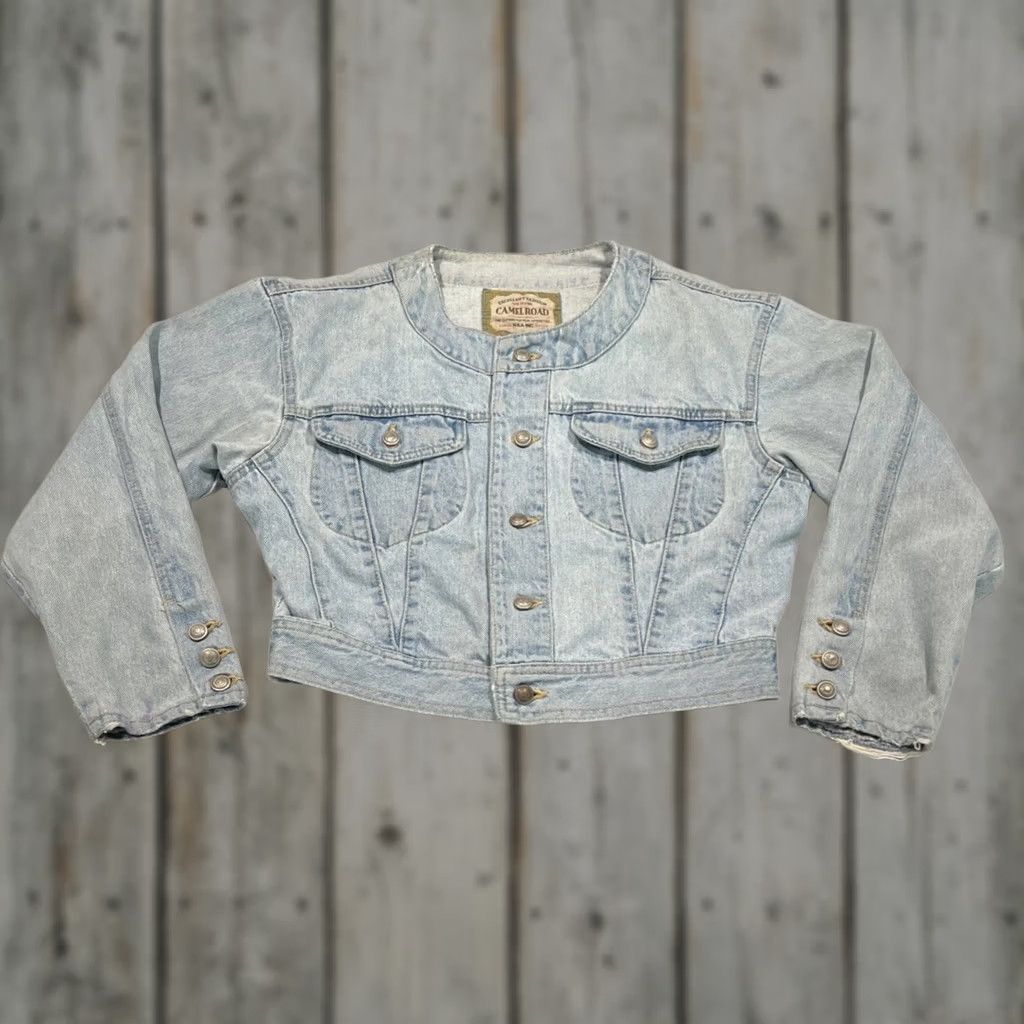 Denime VINTAGE Camel Road Denim Jacket Women’s M Short Trucker Faded Japanese Thrashed Biker 90s Pockets Size 32" / US 10 / IT 46 - 1 Thumbnail