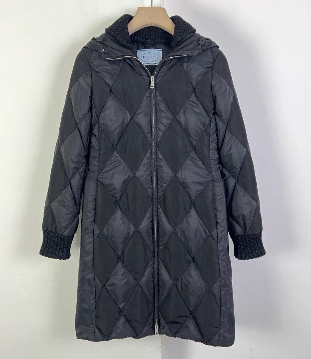 Prada Prada / Quilted Long Down Jacket K12 Size M / US 6-8 / IT 42-44 - 1 Thumbnail