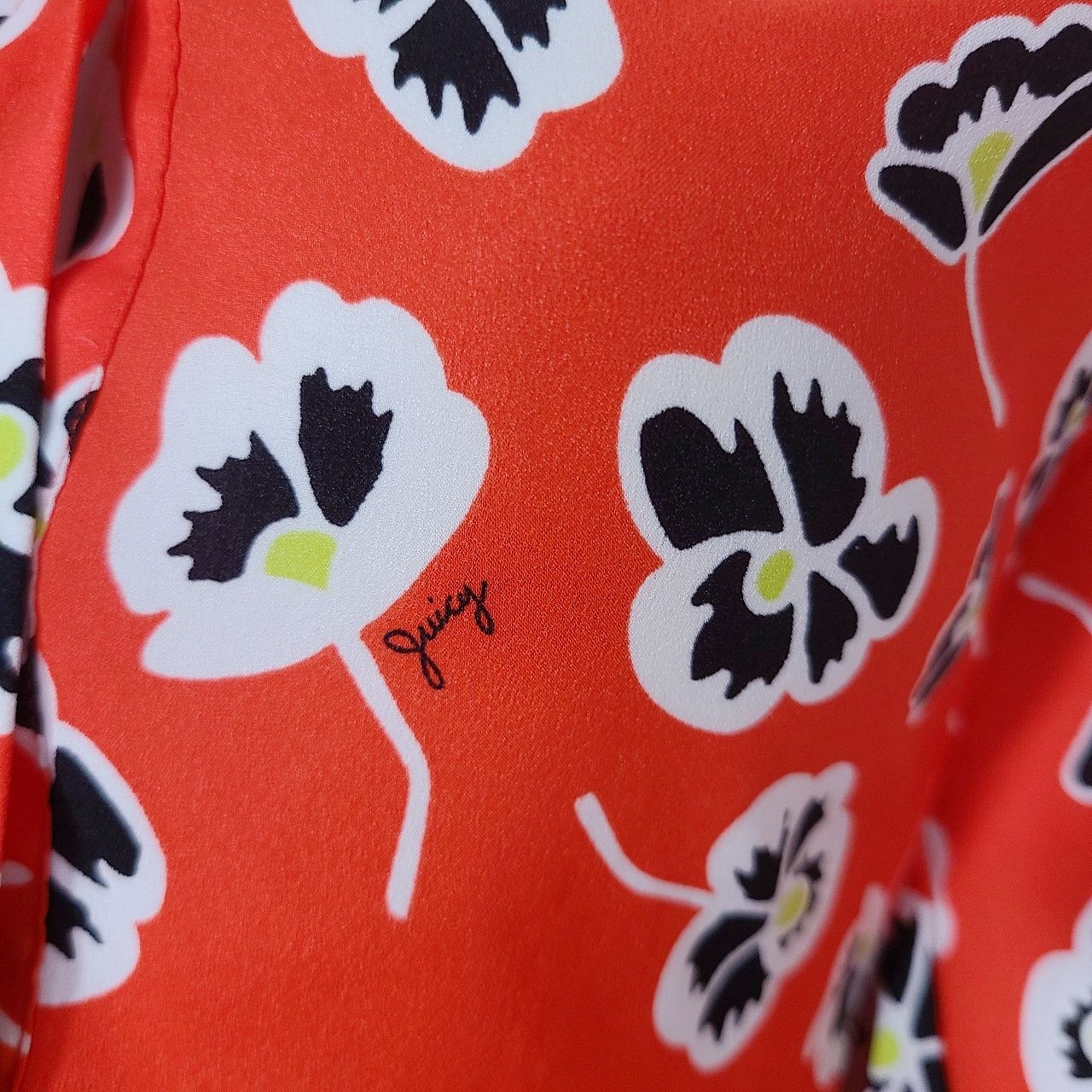 Juicy Couture Juicy couture red floral print oversized blouse size small Size M / US 6-8 / IT 42-44 - 7 Thumbnail