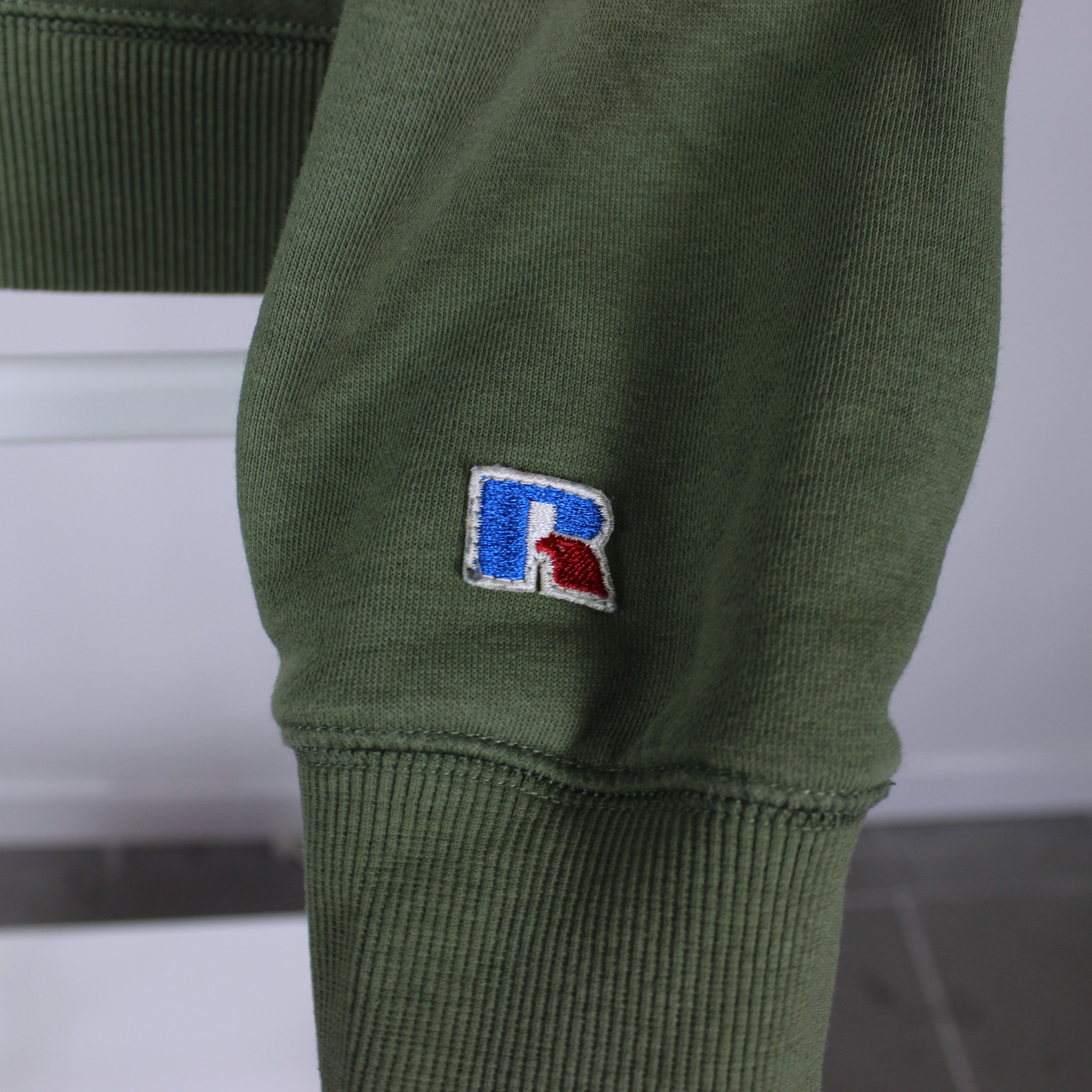 Russell Athletic Russell Athletic sweatshirt centr logo big S green olive Size US S / EU 44-46 / 1 - 6 Thumbnail