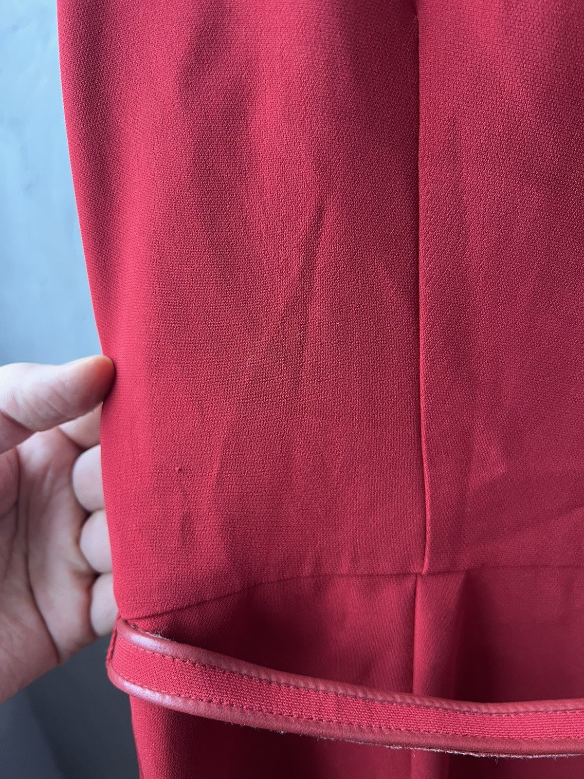 Max Mara MAX MARA ITALIAN MADE RED TRIACETATE SLEEVELESS SOLID DRESS Size XL / US 12-14 / IT 48-50 - 14 Thumbnail
