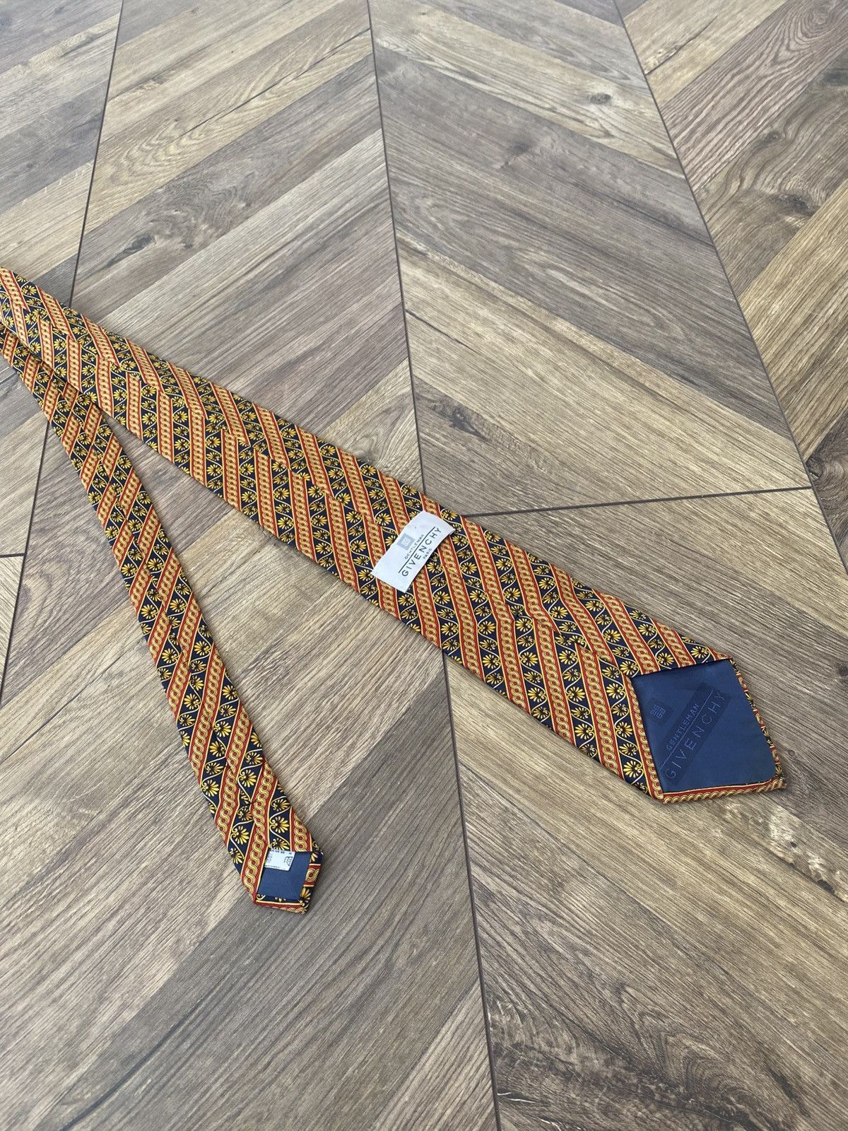 Givenchy Vintage Givenchy luxury tie Size ONE SIZE - 4 Thumbnail