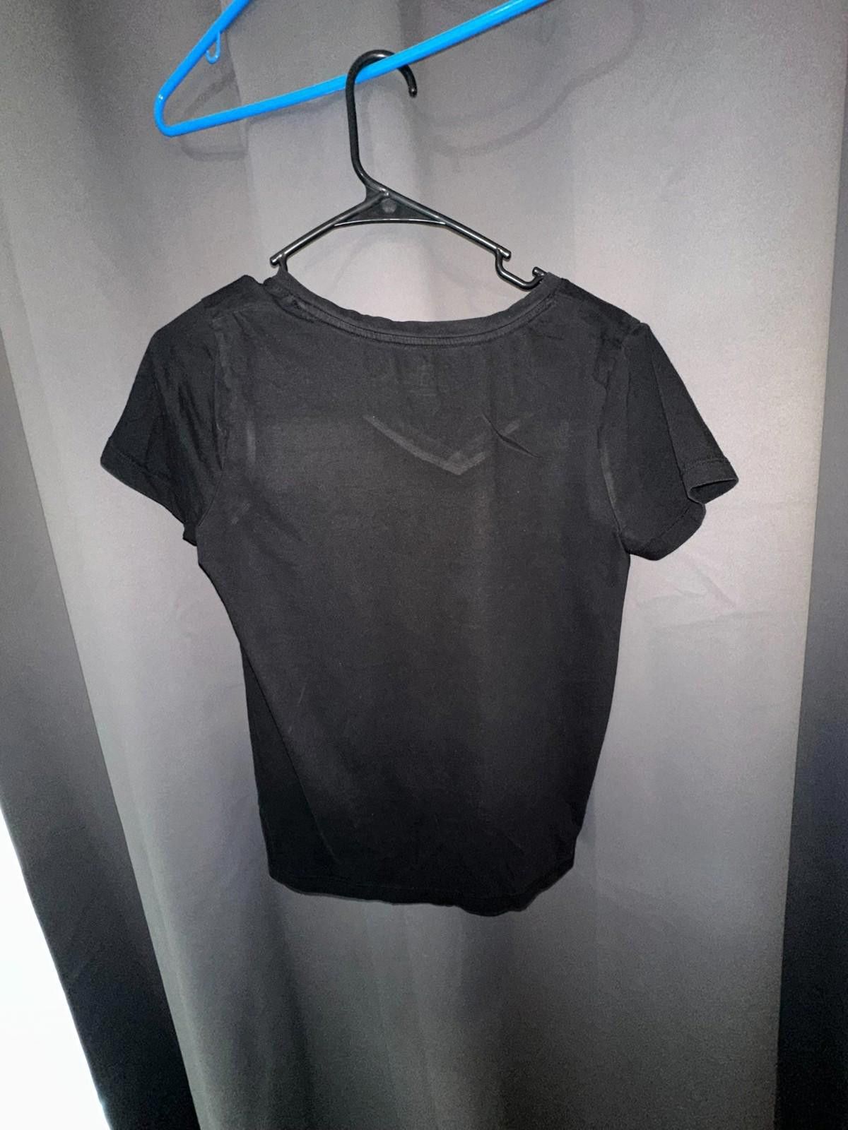 The Unbranded Brand Selena Tribute Tee | Como La Flor, Women’s S Size S / US 4 / IT 40 - 4 Thumbnail