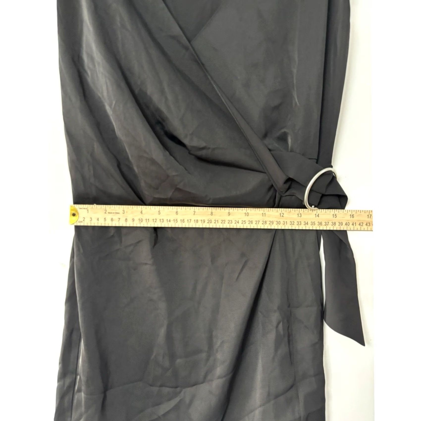 Allsaints ALLSAINTS Black Wrap Dress Solid Satin Knee Length M Women Sleeveless V-Neck Tie Casual Formal Menstrual? Size M / US 6-8 / IT 42-44 - 7 Thumbnail