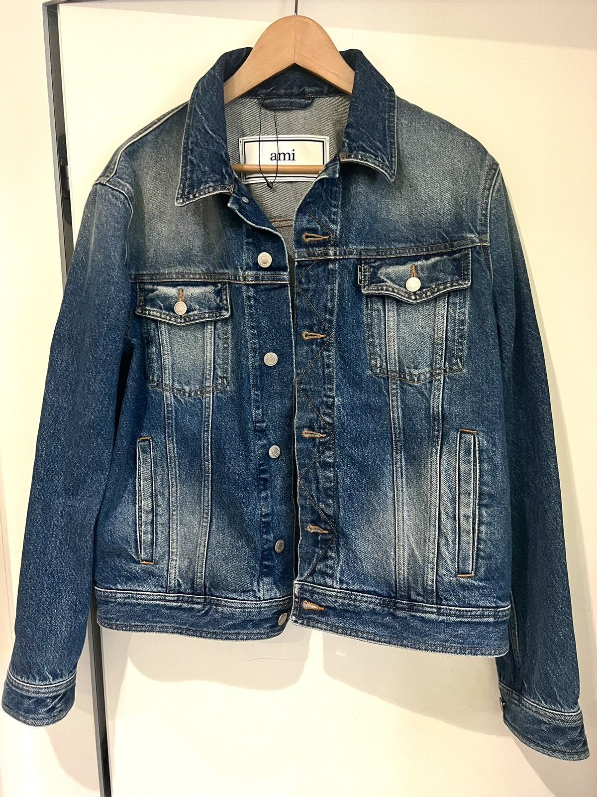 AMI AMI 90´s Wash Gorgeous Denim Jacket Size US L / EU 52-54 / 3 - 1 Thumbnail