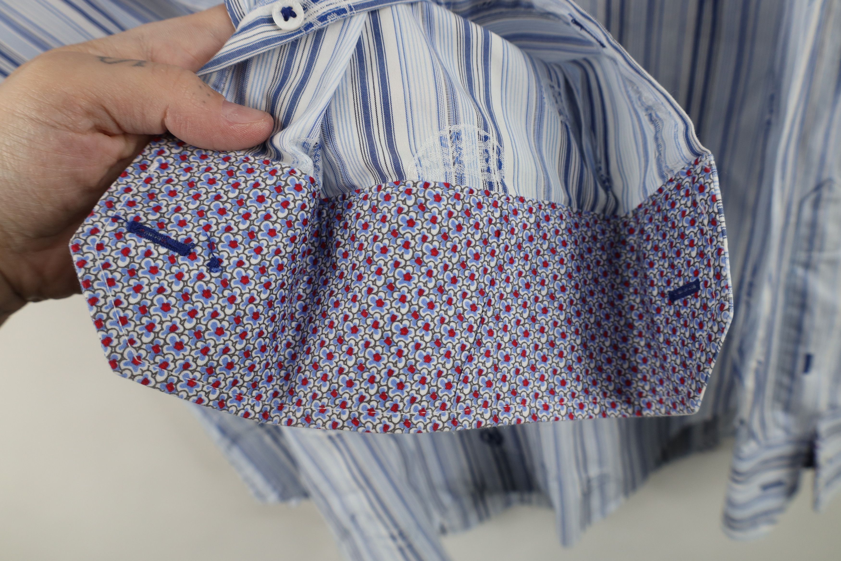 Vintage Bugatchi Uomo Striped Collared Button Down Shirt Cotton Size US M / EU 48-50 / 2 - 6 Thumbnail