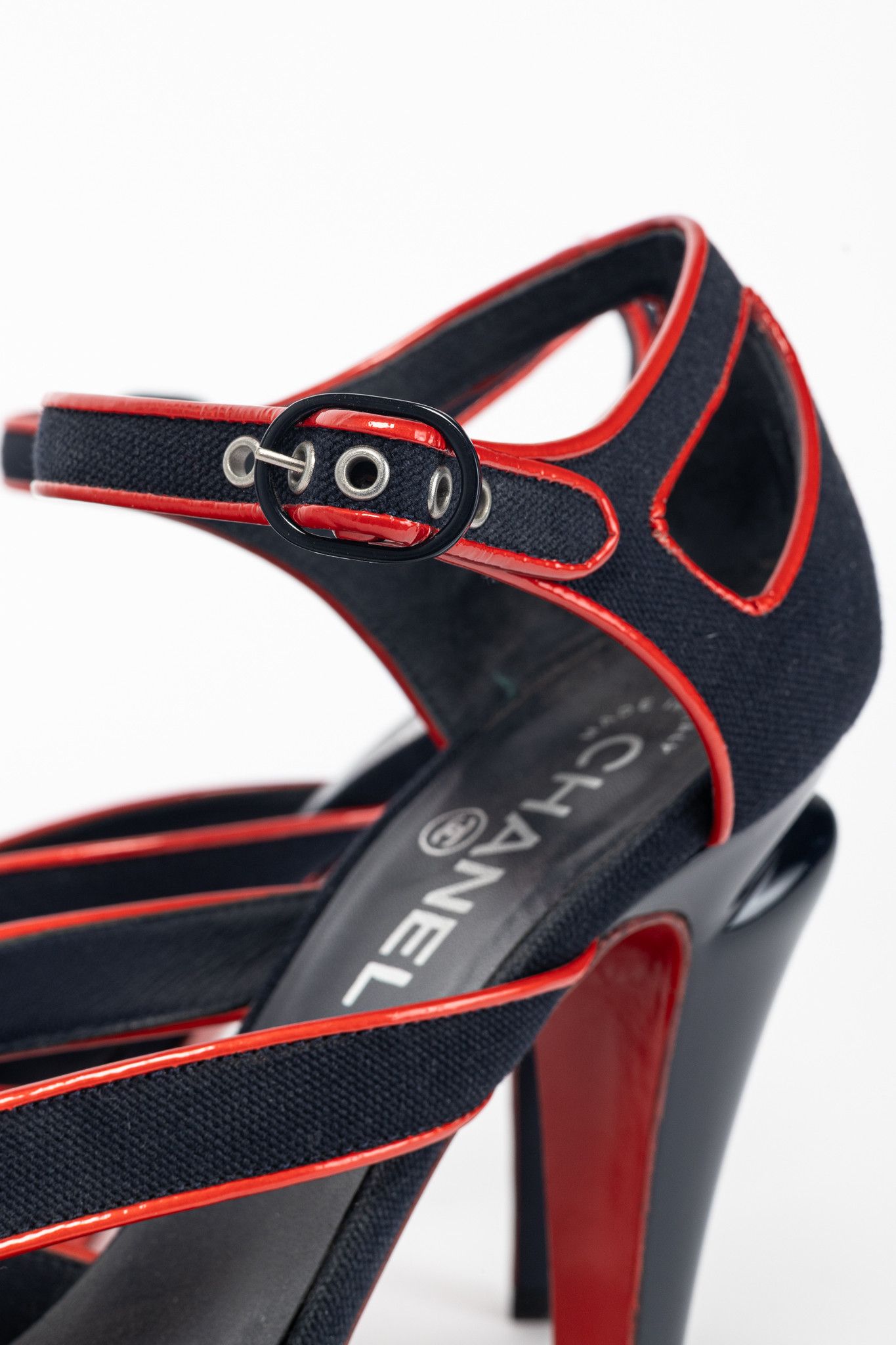 Chanel Chanel SS/08 Runway Navy Canvas & Red Patent Leather Sandals Size US 10.5 / IT 40.5 - 8 Thumbnail