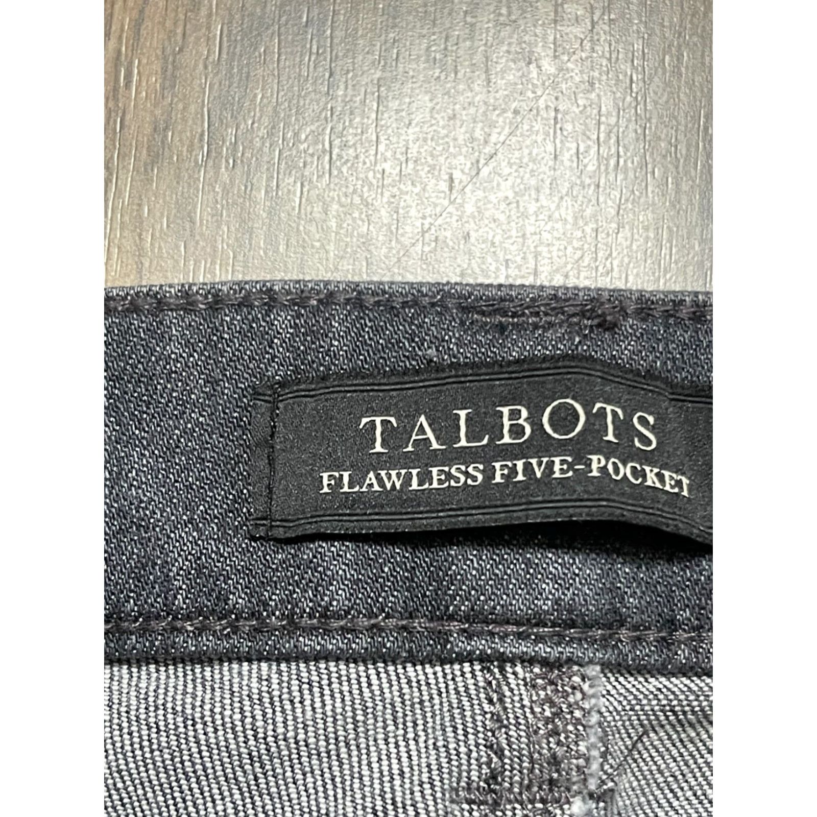 Talbots Talbots Jeans, Women's Size 6, Grey, Boyfriend, Dark Wash, Pockets, Regular, Denim, Inseam 28.5, Straight, 3D? Size 28" / US 6 / IT 42 - 5 Thumbnail