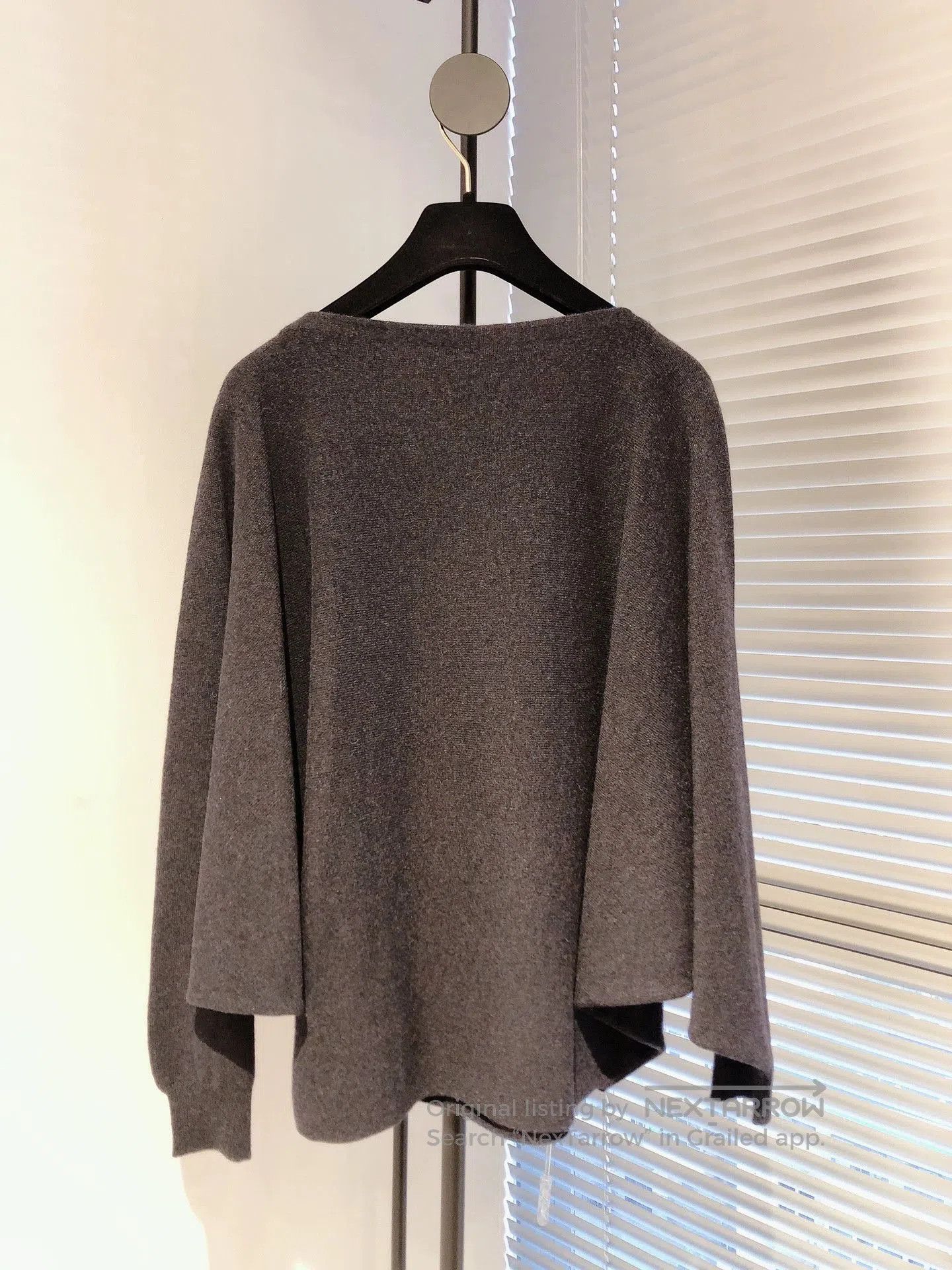 Hermes Hermes Gray Batwing Sleeve Cashmere Sweater. Size US XS / EU 42 / 0 - 2 Thumbnail