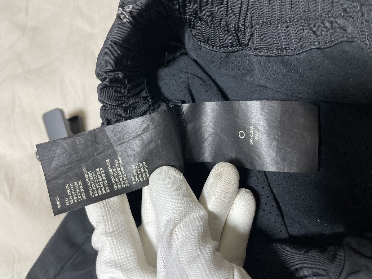 Fear of God Fear of god 6th baggy nylon pants Size US 30 / EU 46 - 6 Thumbnail