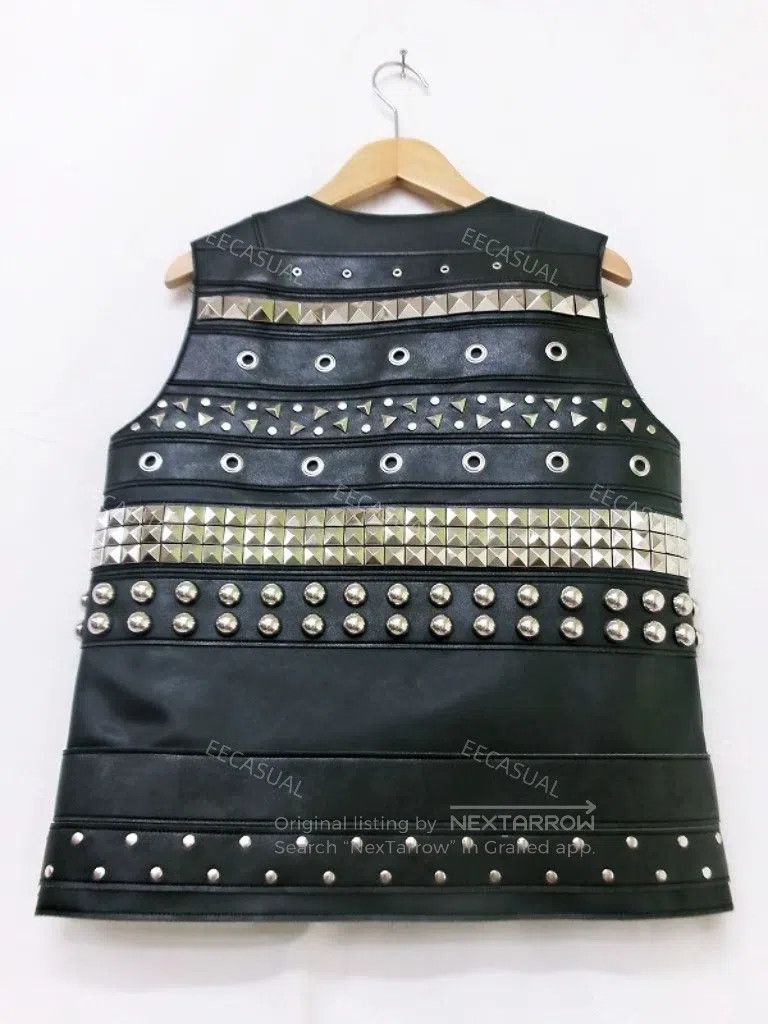 Junya Watanabe Junya Watanabe Black studded leather patchwork vest sleeve Size S / US 4 / IT 40 - 2 Thumbnail