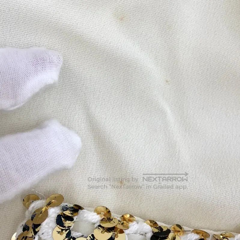 Chanel Chanel Beige Silk Blouse with Embellished Collar . Size XS / US 0-2 / IT 36-38 - 9 Thumbnail