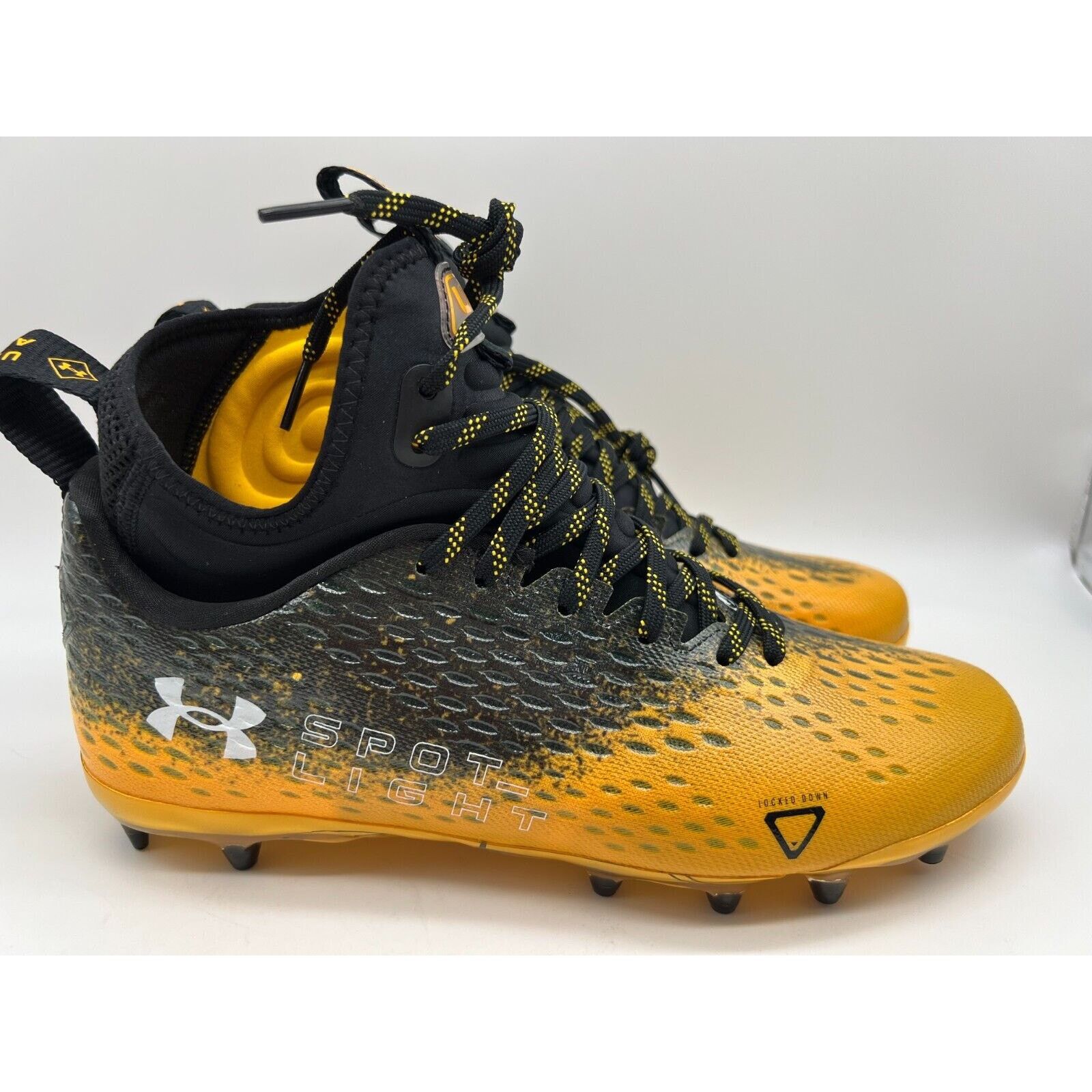 Spotlight Cleats Under Armour Football Cleats Yellow Under Armour