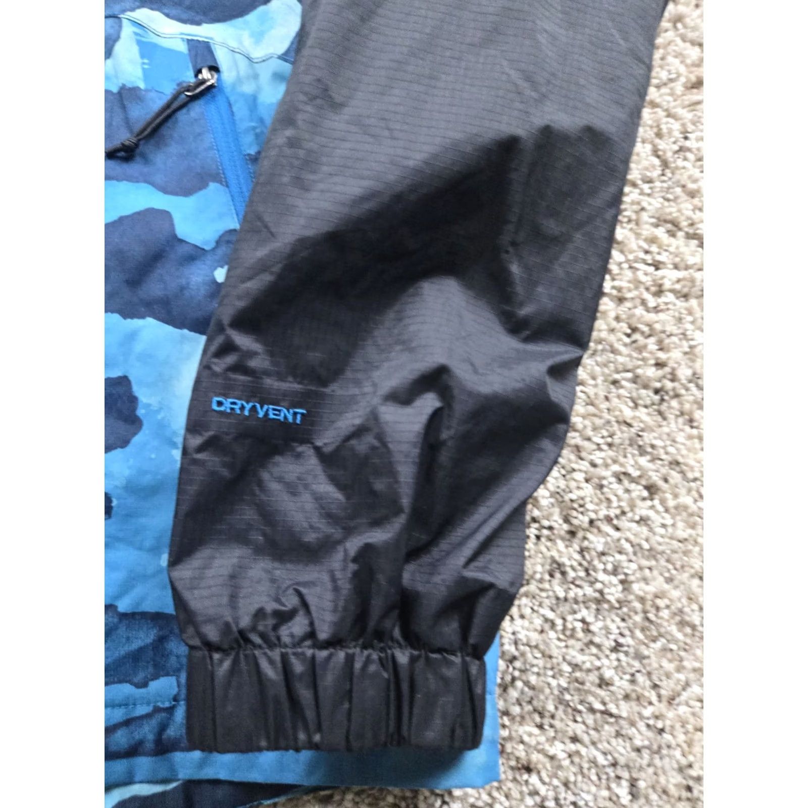 The North Face The North Face DryVent Jacket Mens Small Black Hooded Shell Full Zip Pockets Size US L / EU 52-54 / 3 - 3 Thumbnail