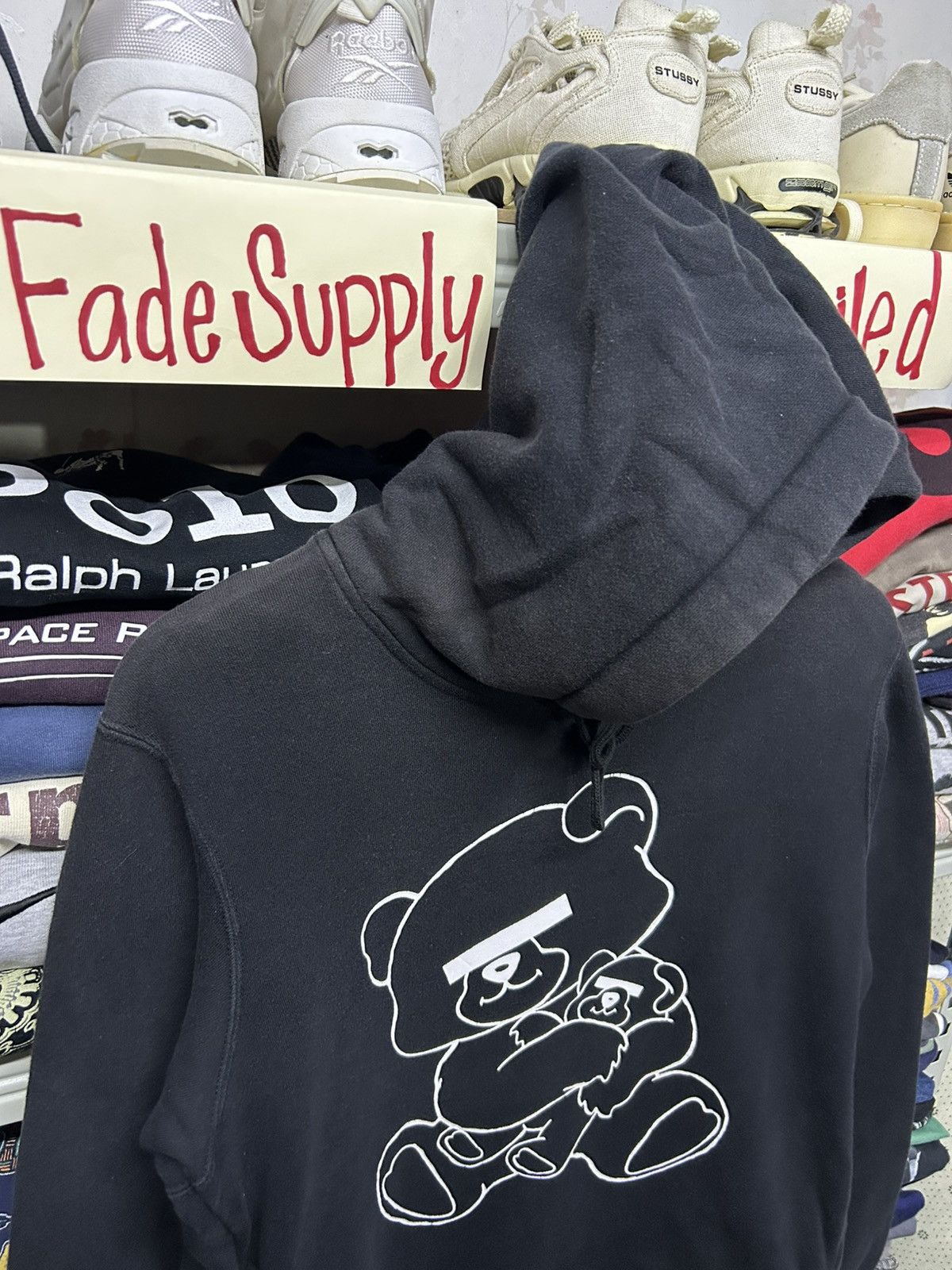 Undercover Vintage Undercover jun takahashi blindfold bear hoodie Size US L / EU 52-54 / 3 - 3 Thumbnail