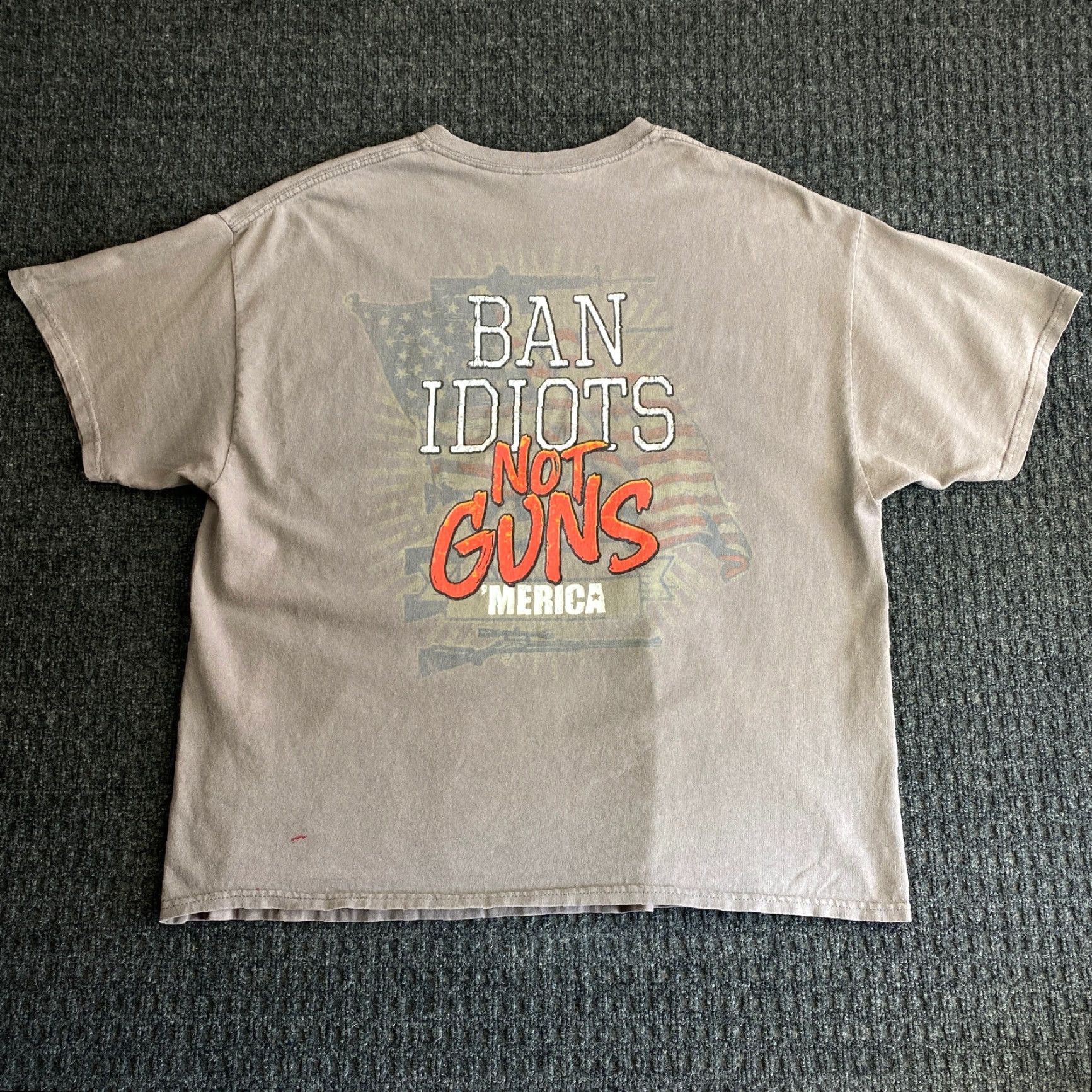 Vintage VINTAGE Buck Wear T-Shirt XL Gray USA Gun patriotic Funny 2A (Ameri ca) Men Shirts? Size US XL / EU 56 / 4 - 3 Thumbnail