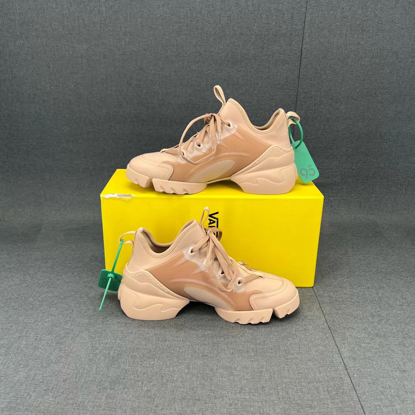 Dior Dior D-Connect Nude 35 Like New (Box & Accs) Size US 4.5 / IT 34.5 - 3 Thumbnail