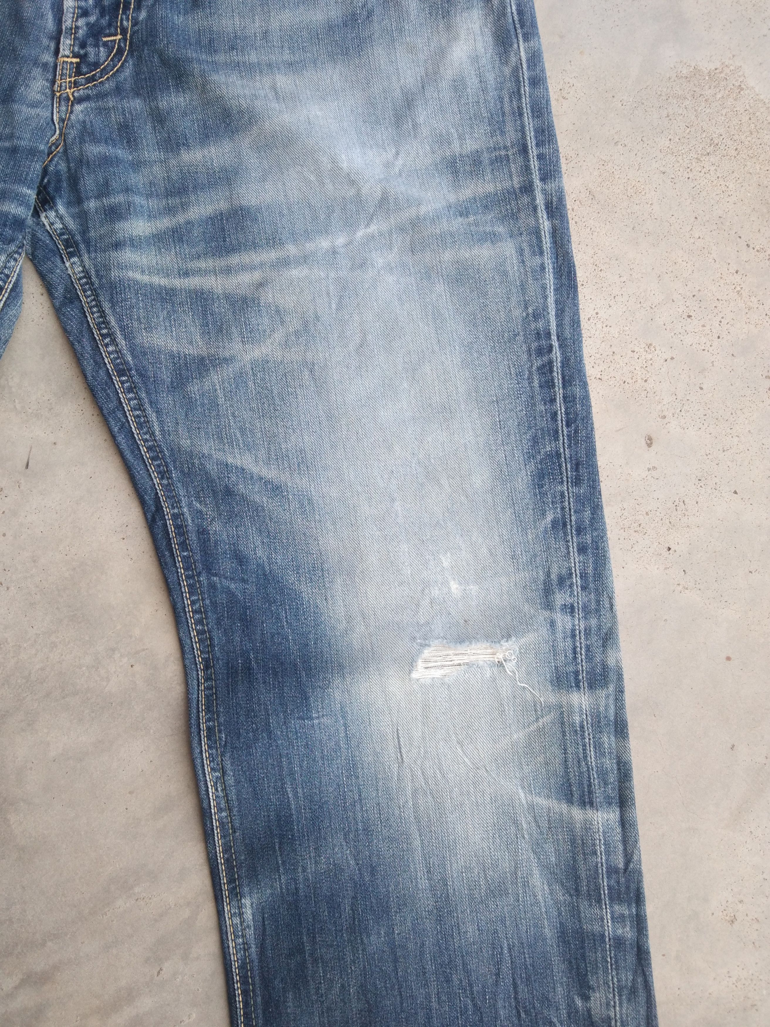 Japanese Brand Vintage Lee Faded Blue Straight Leg Distressed Jeans 36x34 Size US 36 / EU 52 - 8 Thumbnail