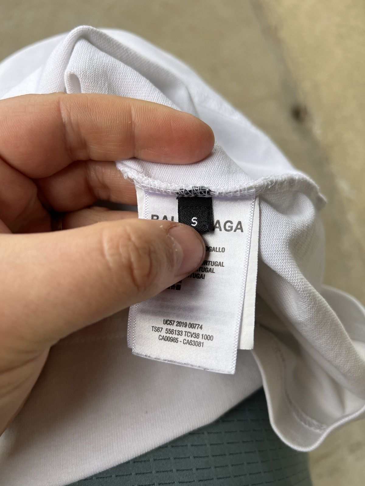 Balenciaga Balenciaga Tee Size US S / EU 44-46 / 1 - 5 Thumbnail