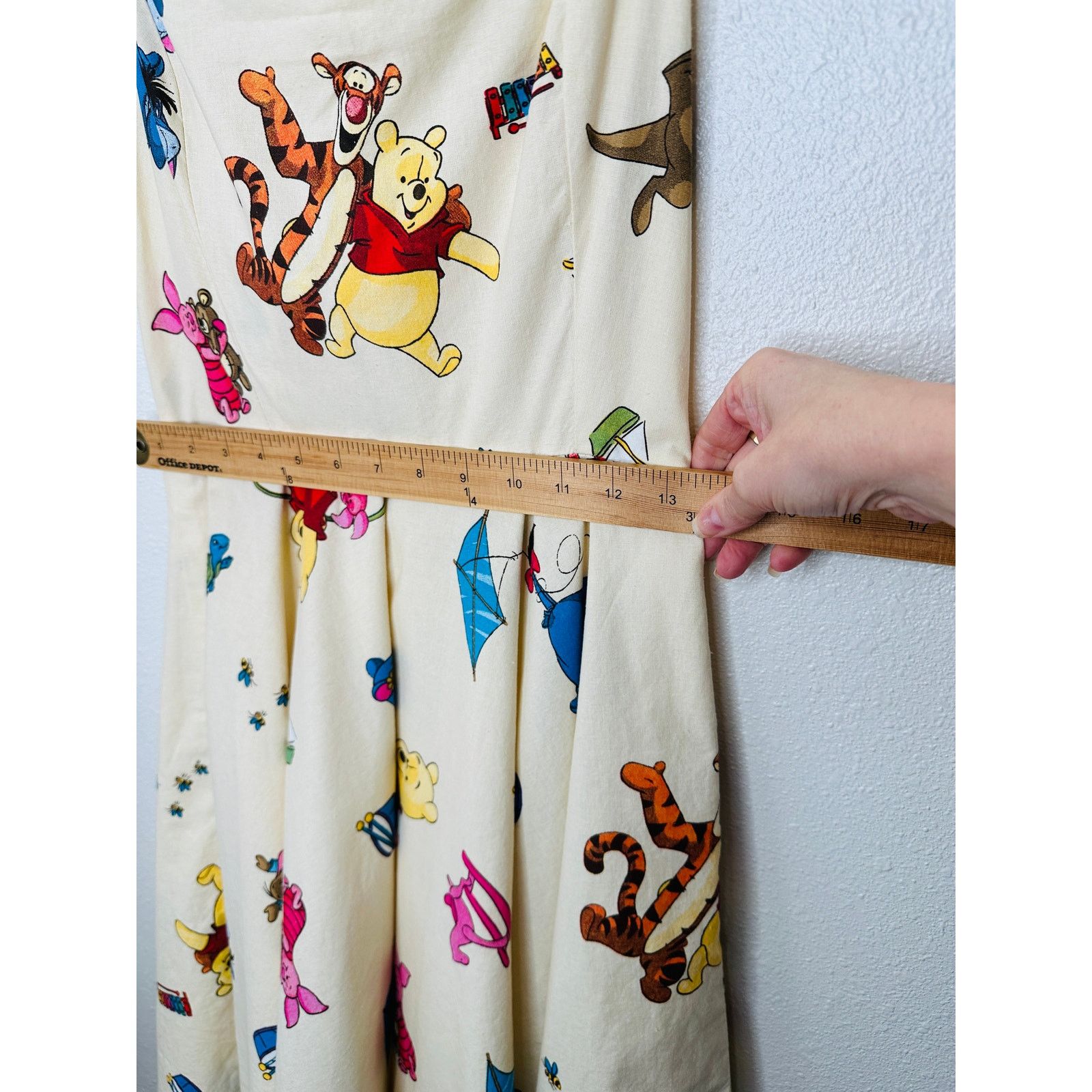 Other Vintage Cream Winnie The Poo Print Apron Dress Small Size S / US 4 / IT 40 - 10 Thumbnail