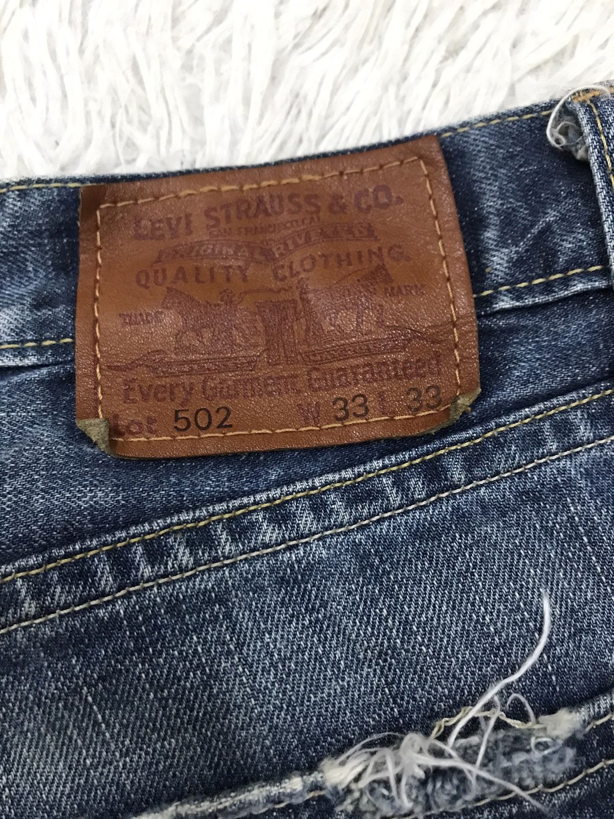 Levi's Vintage Clothing Vintage Levis Lot 502 Regular Cut Distressed Denim Jeans Size US 32 / EU 48 - 11 Thumbnail