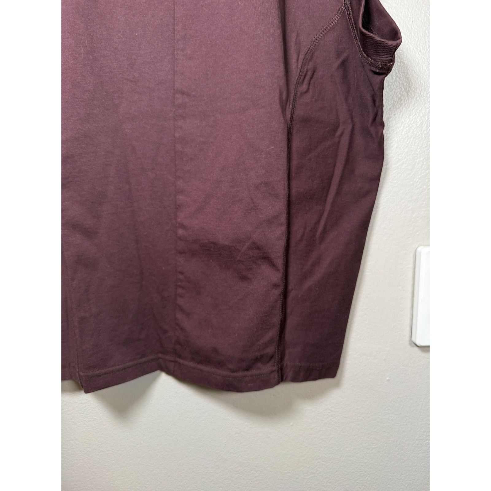 Heliot Emil HELIOT EMIL Burgundy Ecdysis Tank Top size S Size US S / EU 44-46 / 1 - 7 Thumbnail