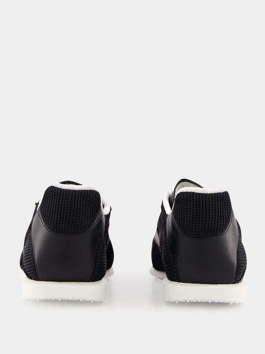 Givenchy o1w1db10925 Show Low Top Runner Sneakers in Black Size US 10 / EU 43 - 5 Thumbnail