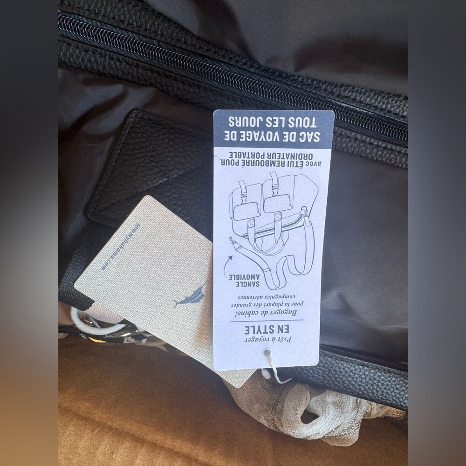 Tommy Bahama 🎉LAST PIECE🎉TOMMY BAHAMA Pepper Duffel Size ONE SIZE - 8 Thumbnail